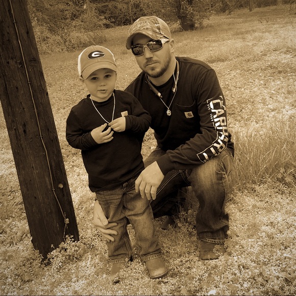 Meet Jesse, Your Thrift Store attendant, Enjoy! - Picture 3 of 8